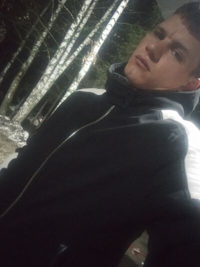  ,   Grigorij, 26 ,  