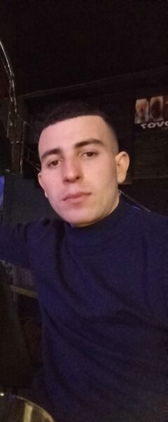  ,   Davit, 31 ,   ,   , c , 