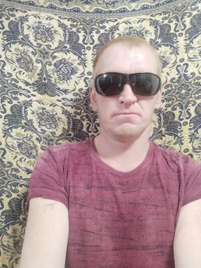  ,   Sergey, 39 ,   ,   