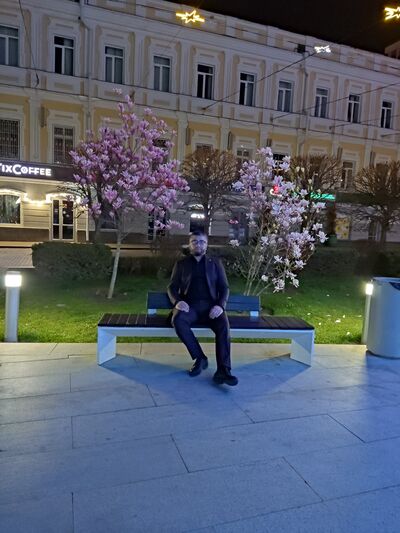  ,   Alikhan, 42 ,   ,   