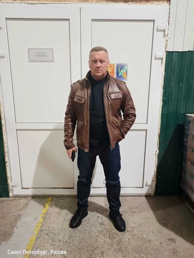  -,   Konstantin, 55 ,   