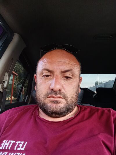  --,   Dato, 42 ,   ,   