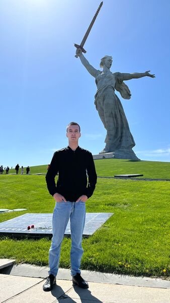  ,   Vladimir, 27 ,   ,   , c , 