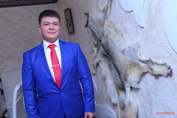  ,   Erjan, 39 ,   