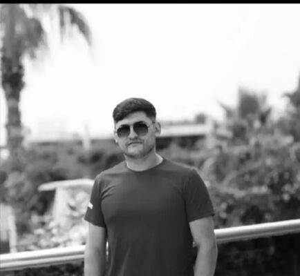  ,   Ali, 26 ,   ,   
