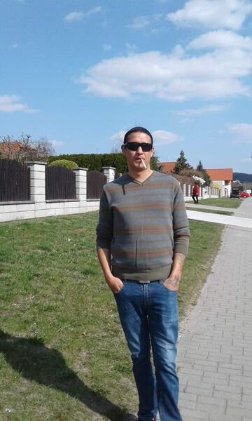  ,   Miha, 35 ,   ,   