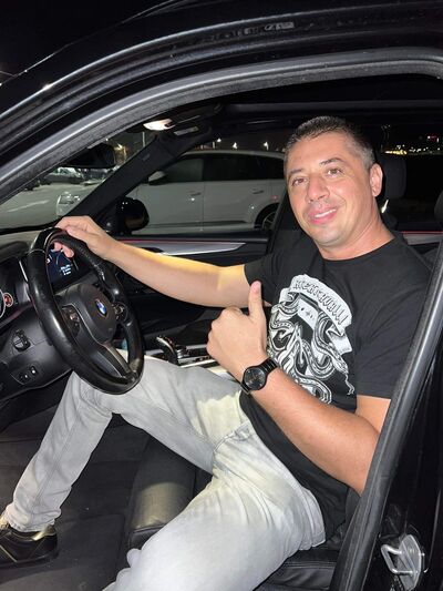  ,   Pancho, 44 ,   ,   