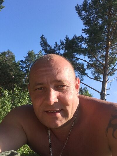  ,   Mikhail, 42 ,   ,   