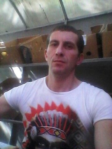  8939536  Mihai, 39 ,    