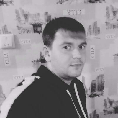  ,   Denis, 33 ,   ,   