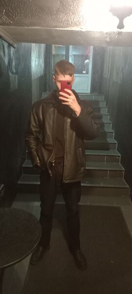  -,   Denis, 25 ,   