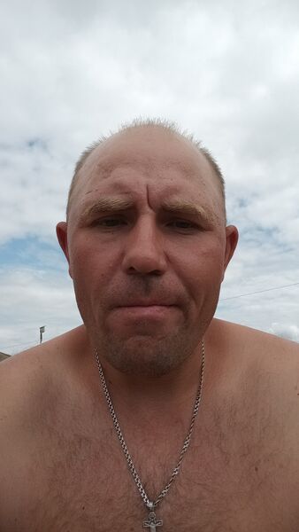  ,   Ilya, 37 ,   ,   