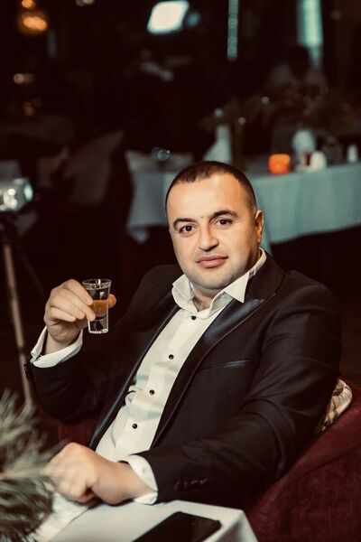  ,   RUSLAN, 42 ,   ,   