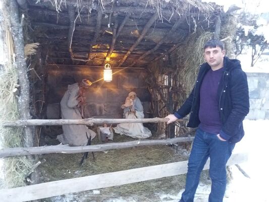  ,   Narek, 35 ,     , c 