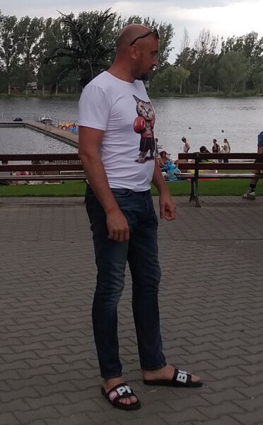  ,   Dima, 43 ,   ,   