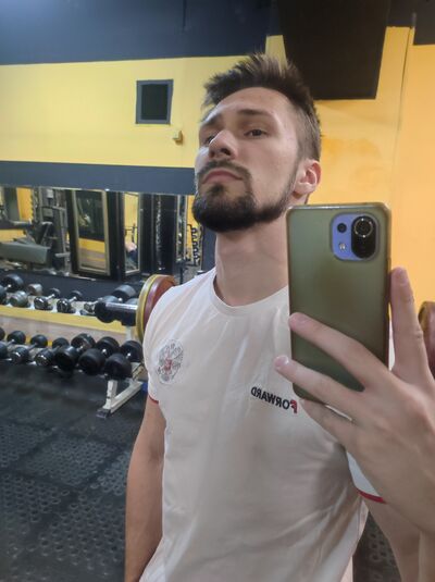  ,   Igor, 22 ,   ,   