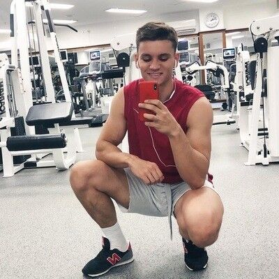  ,   Viktor, 31 ,   ,   , c 