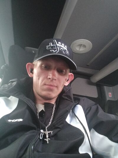  ,   Nikolas, 34 ,   ,   , c , 