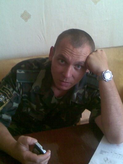  ,   Den, 40 ,   
