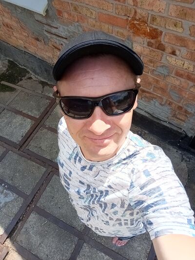  --,   , 44 ,     , c 