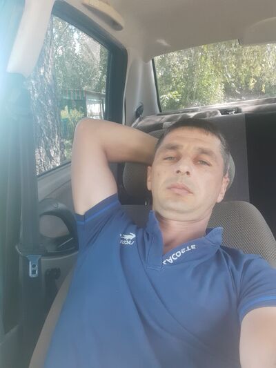   ,   Armen, 38 ,  