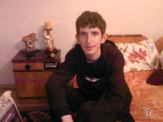  ,   Abu abu, 32 ,   ,   