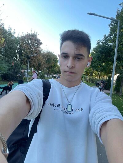  ,   Alex, 20 ,   ,   