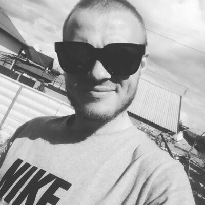  ,   Maks, 33 ,   ,   , c , 