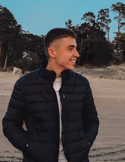  -,   , 24 ,  
