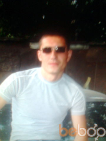  ,   Iwan, 38 ,  