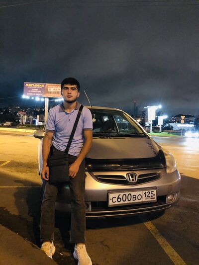  ,   Muhammad Ali, 25 ,   c 