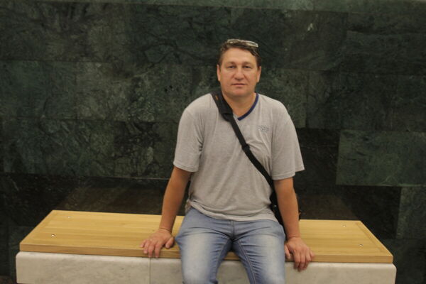 ,   Colorist, 54 ,   ,   , c , 