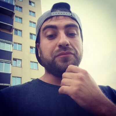  ,   Alexander, 32 ,   ,   , c 