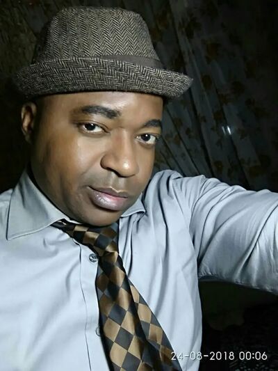  ,   DJ HILARY, 40 ,     , c , 