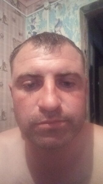  ,   Anton, 32 ,   ,   