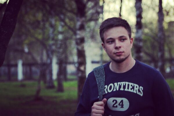  ,   Kirill, 28 ,   