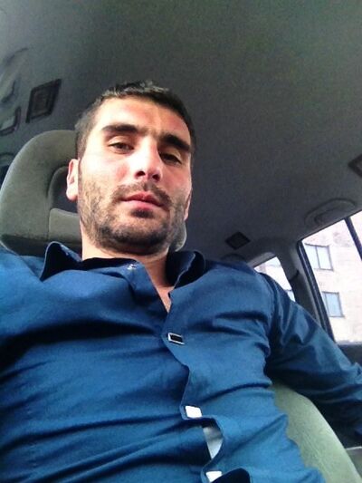   ,   Andreano, 36 ,  