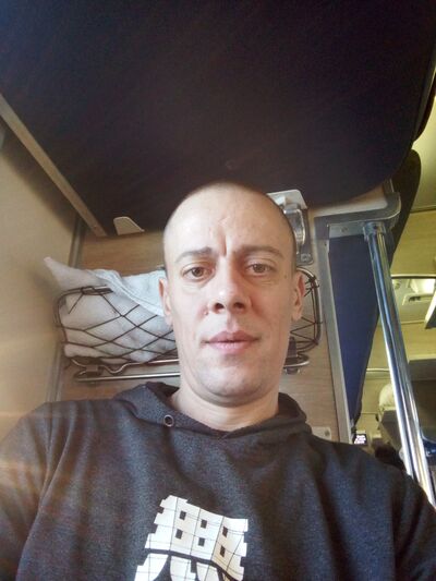  ,   Alex, 40 ,   ,   , c , 