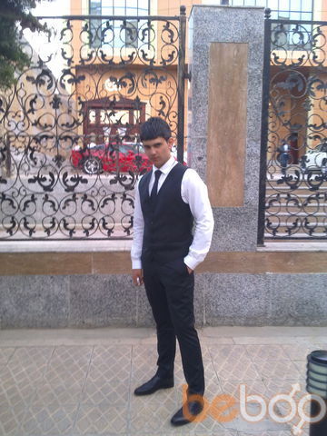  ,   ISA XAN, 32 ,   