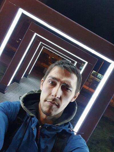  ,   Grigoriy, 32 ,   