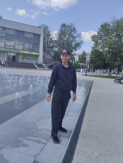   ,   Kolya, 37 ,   ,   
