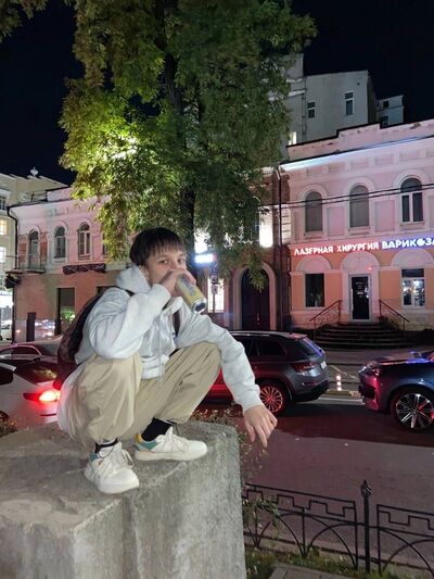  --,   Alexander, 21 ,   ,   , c 