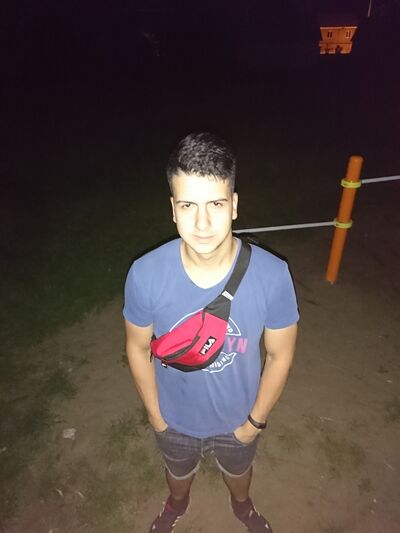  ,   Anton, 26 ,   ,   , c 