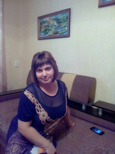  ,   Alla, 42 ,  