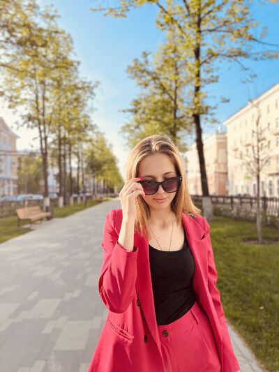  ,   Daria, 20 ,     , c , 