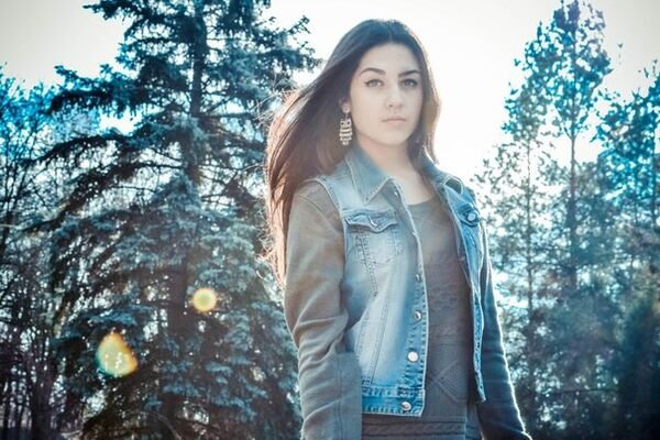 ,   Alenka, 30 ,   ,   , c 