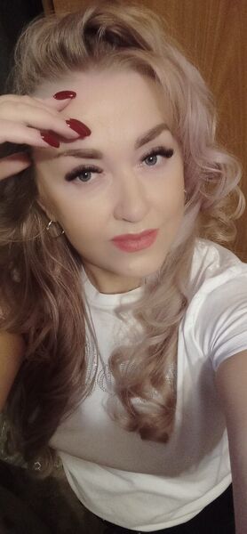  ,   Lena, 40 ,   ,   