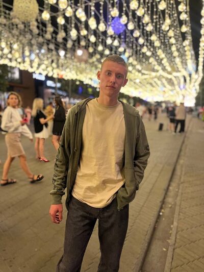  ,   Egor, 21 ,   ,   