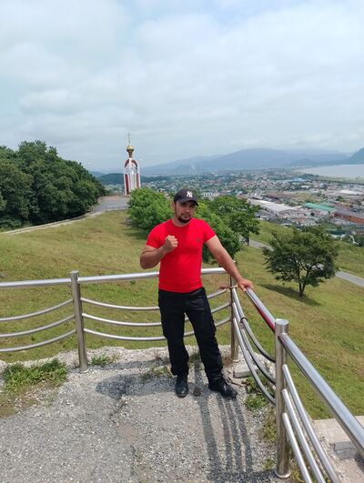  ,   Ali, 25 ,   ,   , c 