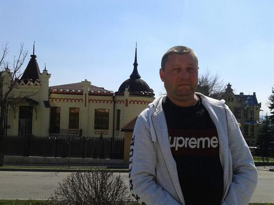  ,   Pavel, 45 ,   ,   